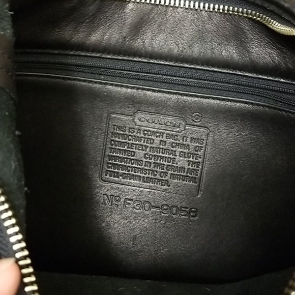 Vintage Coach Black Leather 9058 Hobo Bag - Picture 5 of 6